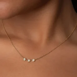Dulong Halssmykker>Kjede, Glory Trio 0,12 ct